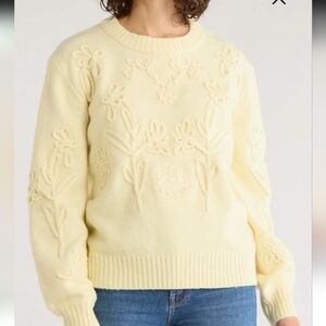 Elie Tahari Cream Floral Crew Neck Sweater In Butter Yellow